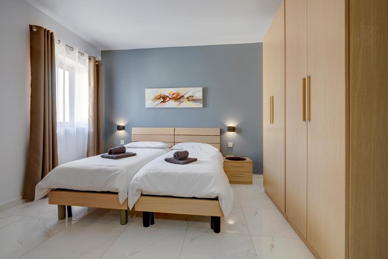 Апартаменты Chic 2Br Penthouse Steps From The Promenade Слима Экстерьер фото
