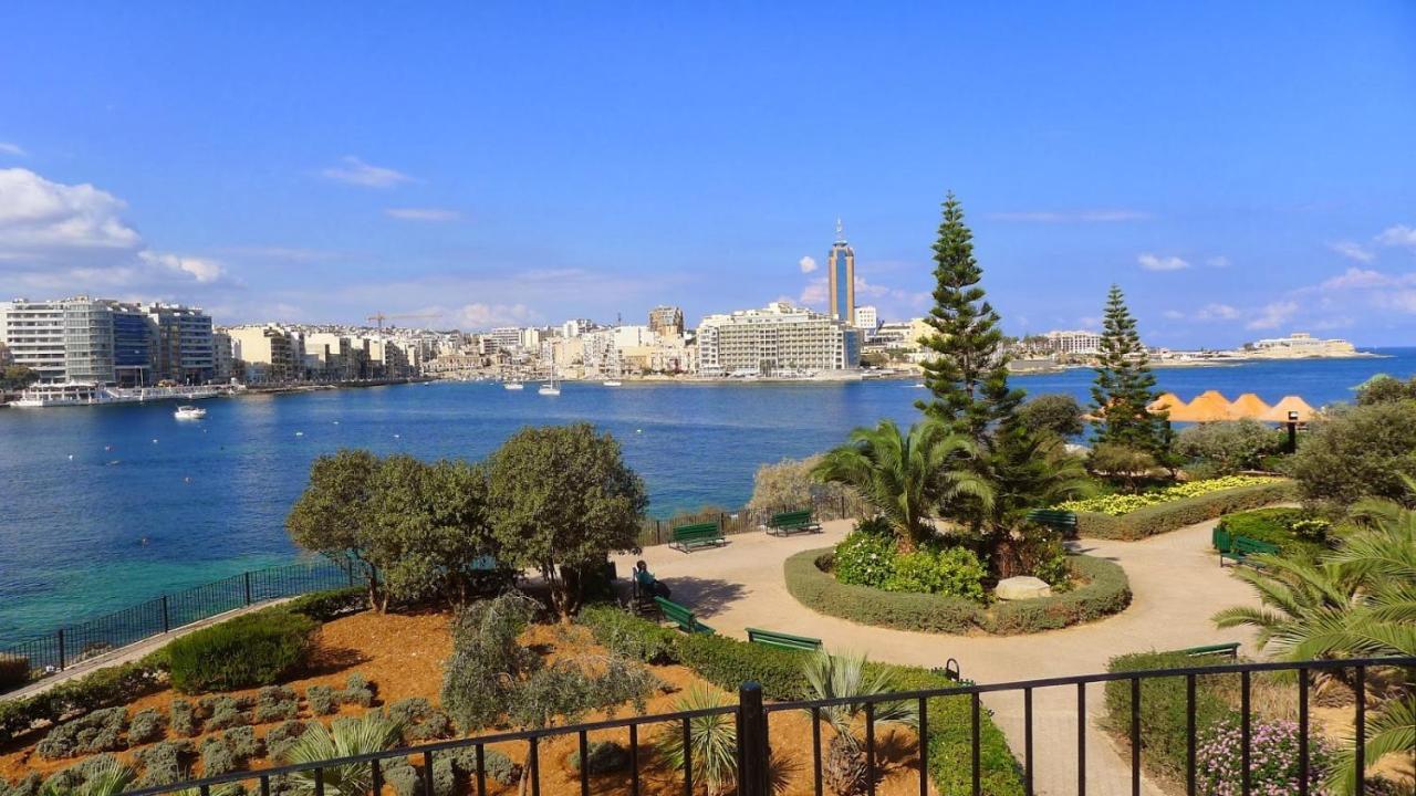 Апартаменты Chic 2Br Penthouse Steps From The Promenade Слима Экстерьер фото